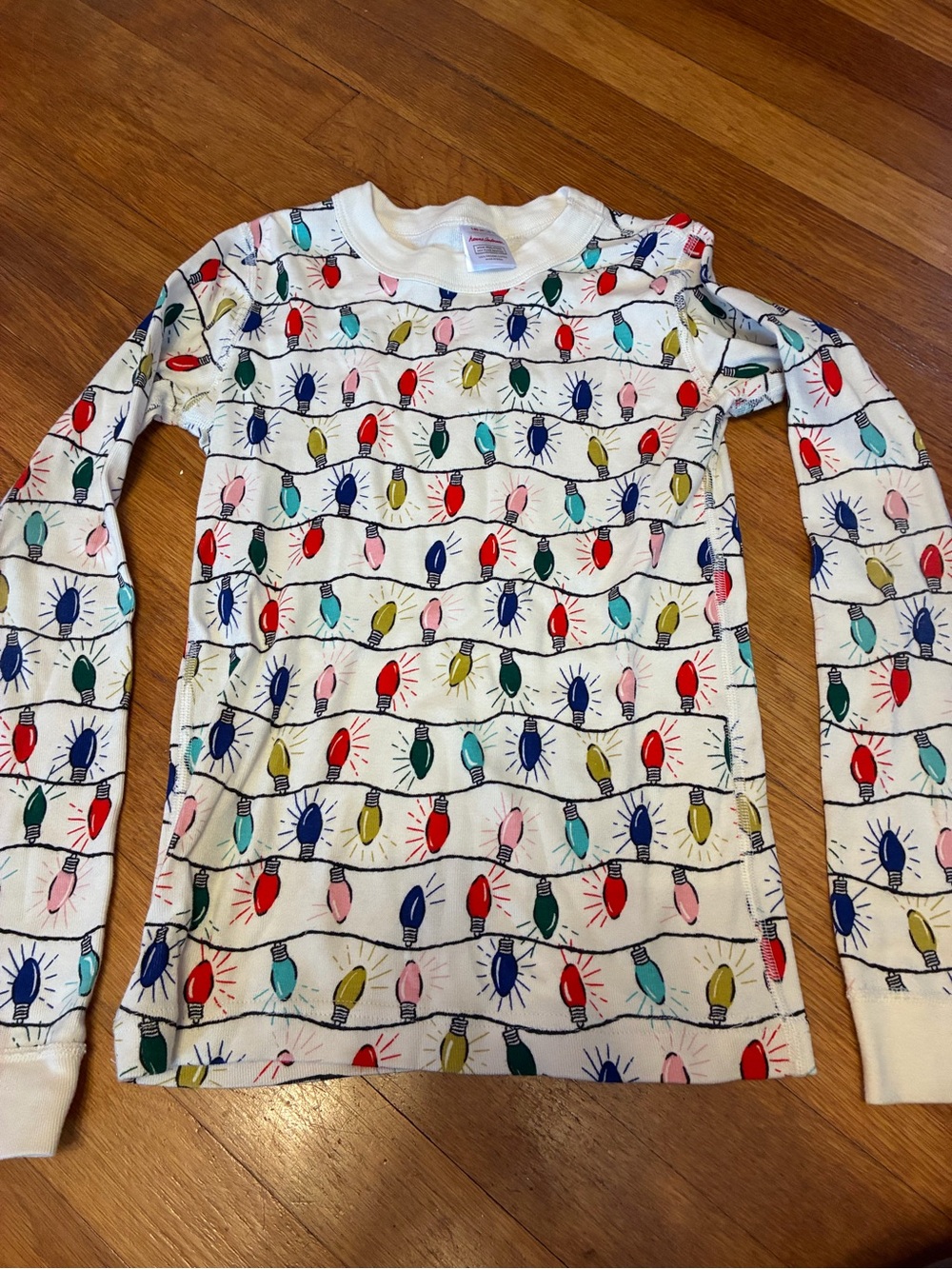Hanna Andersson Holiday Lights PJs Long Sleeve Top with bottoms